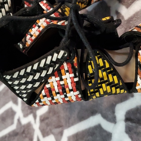 ZARA HEELS 👠 - Picture 3 of 6